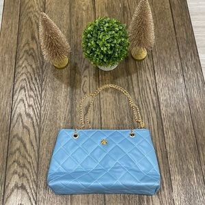 purse , the brand is SHEIN , color is blue